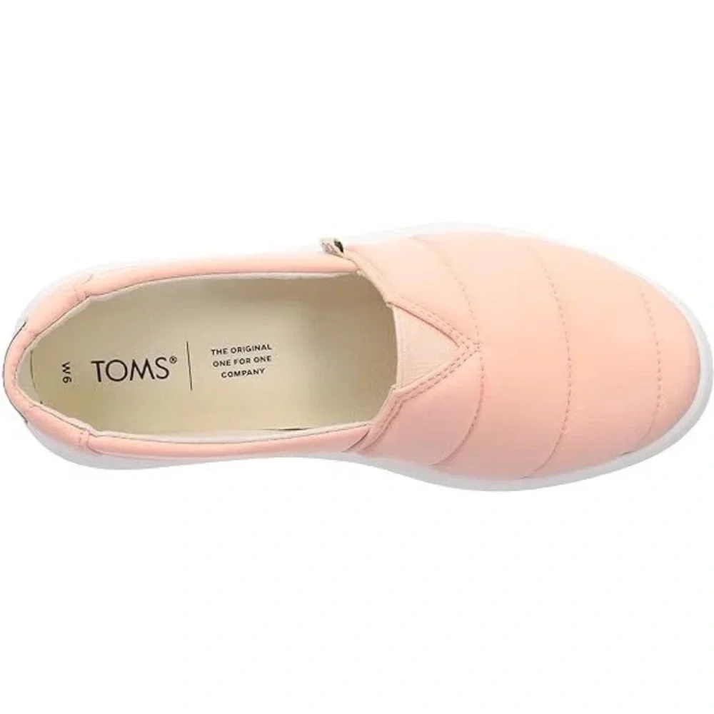 Brand New women’s TOMS Pink